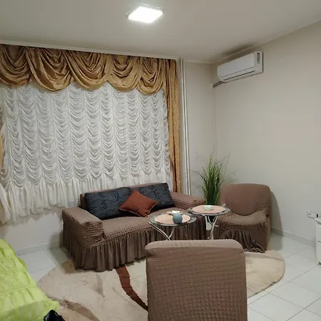 Garsonjera 35 Kvm 아파트